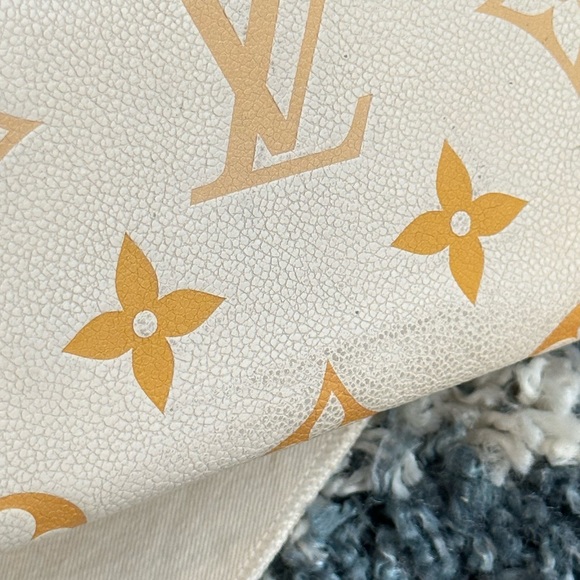 Louis Vuitton Amplant Visor Pool Zippy Wallet Empreinte Leather - Picture 9 of 12